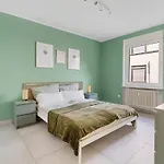 Moderne Traumwohnung Mit Traumgarten Daire *