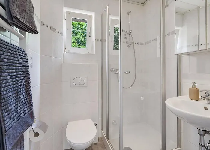 Moderne Traumwohnung Mit Traumgarten